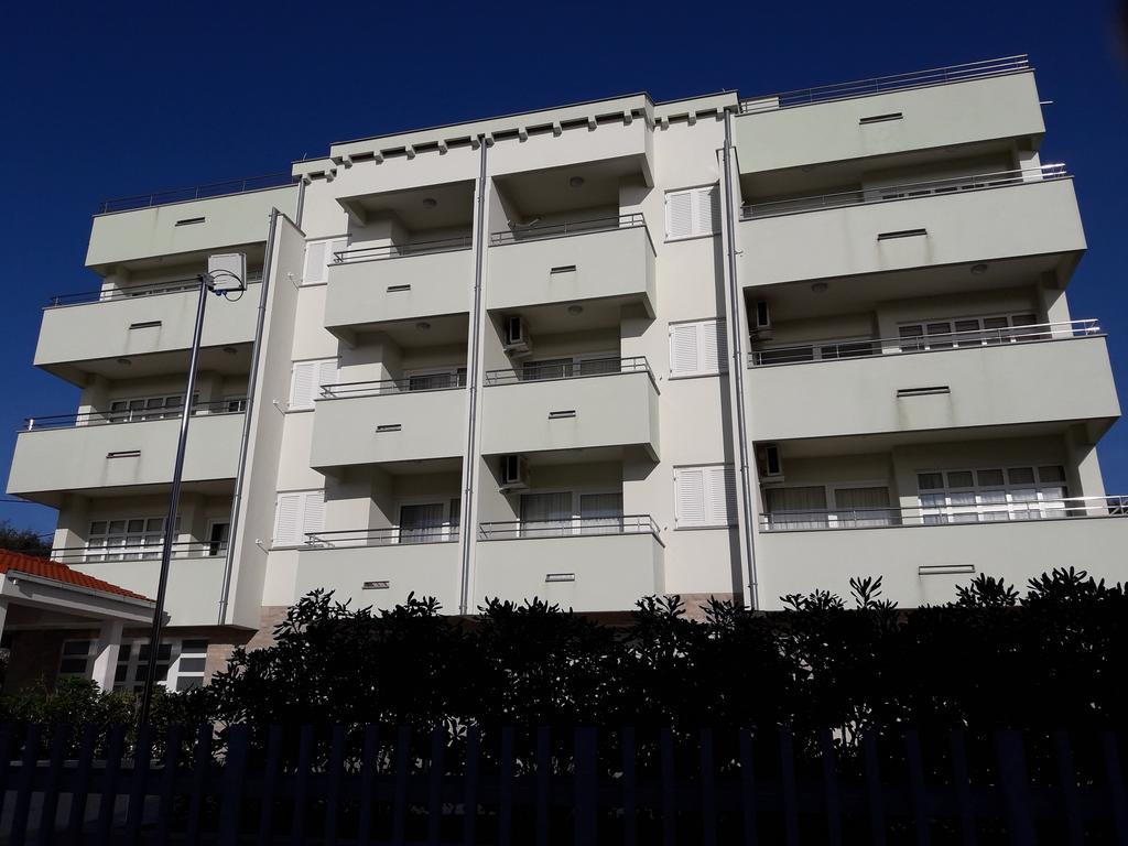 Villa Laurus Kožino Exterior foto